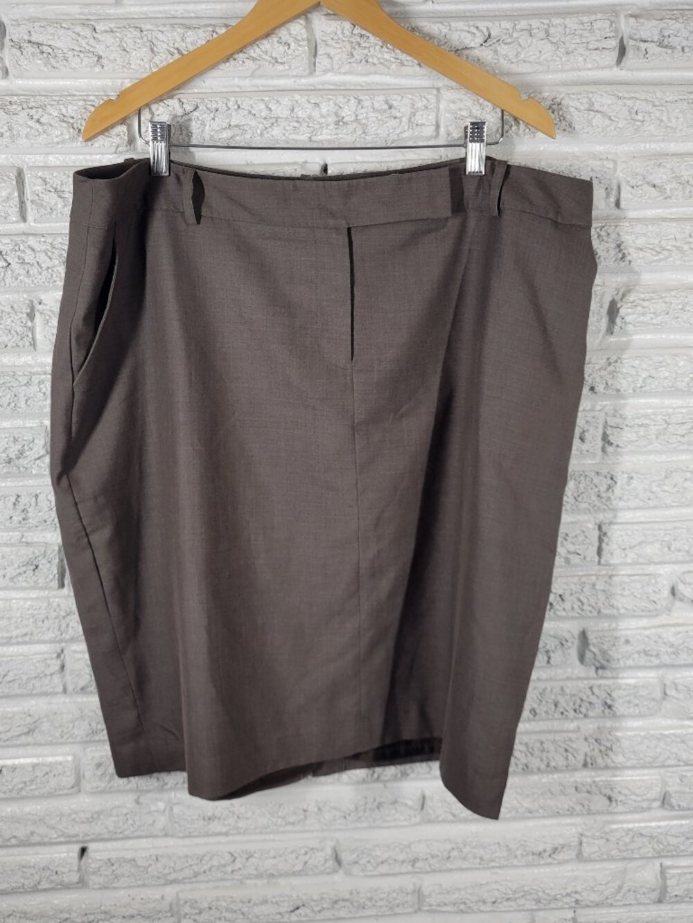 Lane Bryant Brown Pencil Mini Skirt Women Plus Size 24 Lined Pockets Zip BRO37E